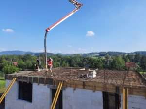 beton pod stropy Goleszow 1 300x225 - Betonowanie Goleszów